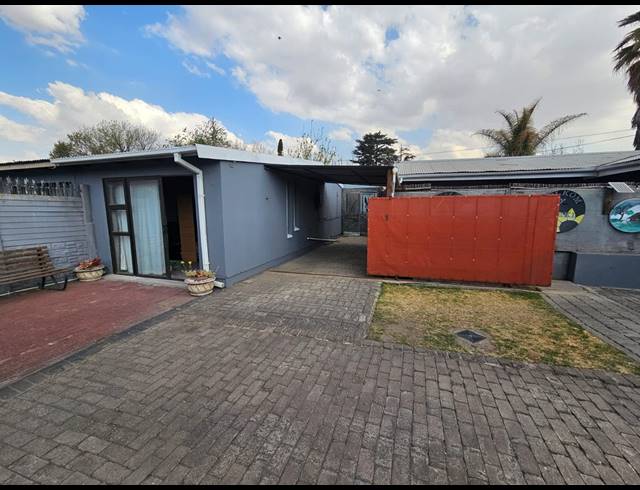 3 BEDROOM HOUSE FOR SALE IN SASOLBURG EXT 1